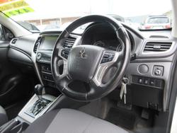 2021 Mitsubishi
Triton GLX-R