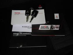 2021 Mitsubishi
Triton GLX-R