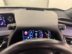 2021 Lexus UX 200 Luxury MZAA10R Titanium