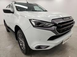 Isuzu MU-X