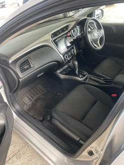 2015 Honda
City VTi