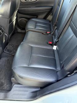 2015 Nissan
                X-TRAIL ST-L