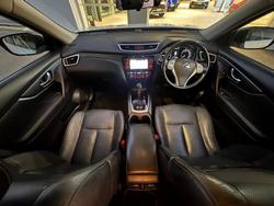 2015 Nissan
                X-TRAIL ST-L