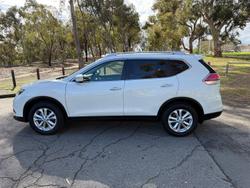 2015 Nissan
                X-TRAIL ST-L