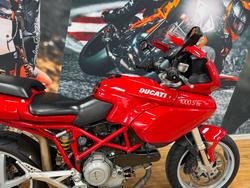 2003 DUCATI MULTISTRADA 1000 DS RED