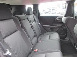 2025 Mitsubishi
Outlander ES