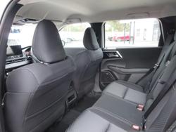 2025 Mitsubishi
Outlander ES