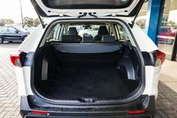 2021 Toyota
RAV4 GX