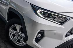 2021 Toyota
RAV4 GX