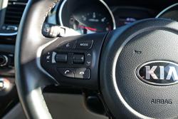 2019 Kia Carnival SLi YP MY20 Snow White Pearl