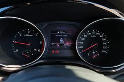 2019 Kia Carnival SLi YP MY20 Snow White Pearl