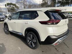 2025 Nissan X-TRAIL TI