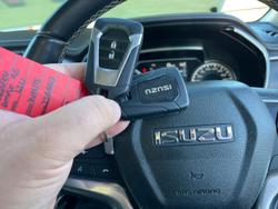 2023 Isuzu
                D-MAX LS-U