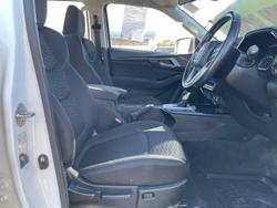 2023 Isuzu
                D-MAX LS-U