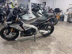 2022 Aprilia TUONO V4 GREY