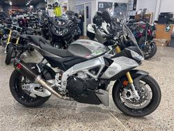 Aprilia Tuono V4