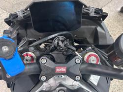 2022 Aprilia TUONO V4 GREY