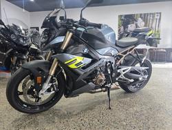 2023 BMW Motorrad S 1000 R BLUESTONE METALLIC