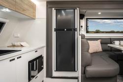 2025 Lotus Caravans Hollywood 24