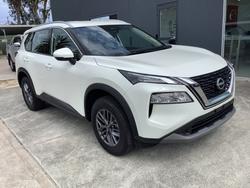 2025 Nissan
                X-Trail ST