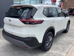 2025 Nissan
                X-Trail ST