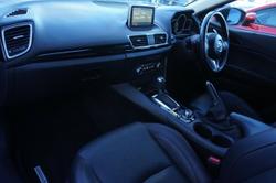 2015 Mazda
                3 Touring