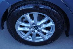 2015 Mazda
                3 Touring