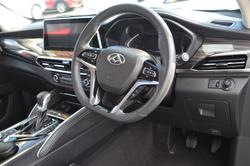 2022 LDV
D90 Executive
