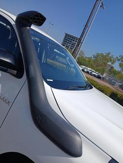 2022 Toyota
Hilux Workmate