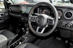 2024 Jeep
Wrangler Unlimited Overland