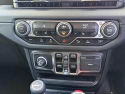 2024 Jeep Wrangler Unlimited Overland