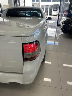 2015 Holden Ute SV6 VF MY15 Heron White