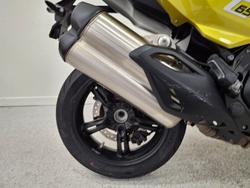 2018 BMW Motorrad C 650 SPORT Yellow