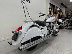 2017 INDIAN CHIEF CLASSIC White