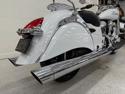 2017 INDIAN CHIEF CLASSIC White