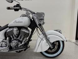 2017 INDIAN CHIEF CLASSIC White