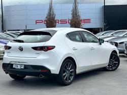 2024 Mazda
3 G20 Evolve