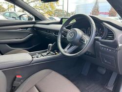 2024 Mazda
                3 G20 Evolve