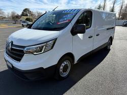 2023 Renault Trafic Crew Pro X82 MY23 Glacier White