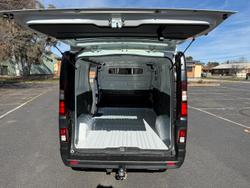 2023 Renault Trafic Crew Pro X82 MY23 Glacier White