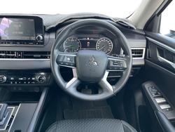2024 Mitsubishi Outlander