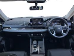 2024 Mitsubishi Outlander