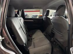 2019 Toyota
                Kluger GX