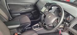 2019 Mitsubishi
ASX ES