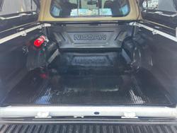 2017 Nissan Navara RX D23 Series 2 4x2 Polar White