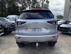 2022 Isuzu
MU-X LS-T
