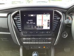 2022 Isuzu
MU-X LS-T