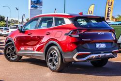 2022 Kia
                Sportage S