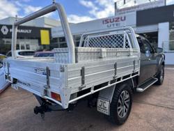 2018 Nissan
Navara ST