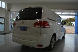 2025 LDV
G10